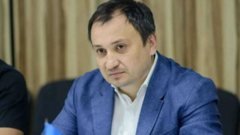 Ukrainian minister detained over suspected corruption: Prosecutors